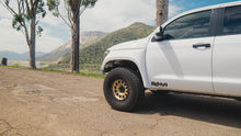 Load image into Gallery viewer, 2014-2021 Toyota Tundra Fenders