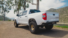 Load image into Gallery viewer, 2014-2021 Toyota Tundra Fenders