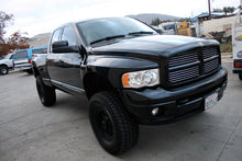 Load image into Gallery viewer, 2002-2005 Dodge Ram Fenders