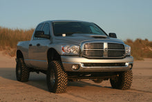 Load image into Gallery viewer, 2006-2008 Dodge Ram Fenders