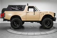 Load image into Gallery viewer, 1980-1996 Ford Bronco Bedsides - 3" Bulge