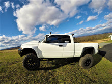 Load image into Gallery viewer, 1994-2001 Dodge Ram Fenders
