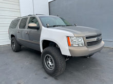 Load image into Gallery viewer, 2007-2014 Chevy Tahoe Fenders
