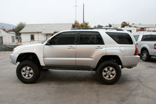 Load image into Gallery viewer, 2003-2009 Toyota 4Runner Fenders
