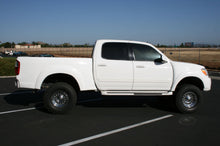 Load image into Gallery viewer, 2004-2006 Toyota Tundra Double Cab Fenders
